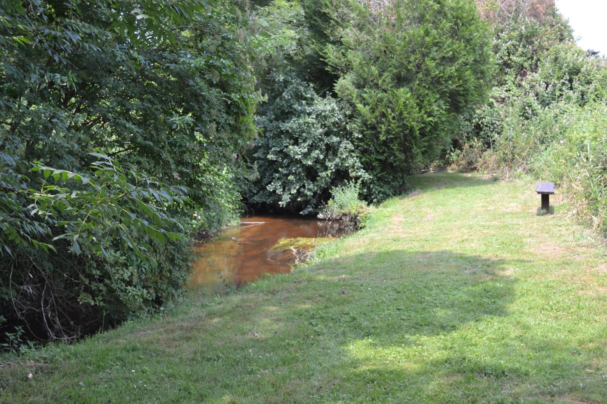 Les Bruyeres B&B 2 Montbron Eksteriør bilde